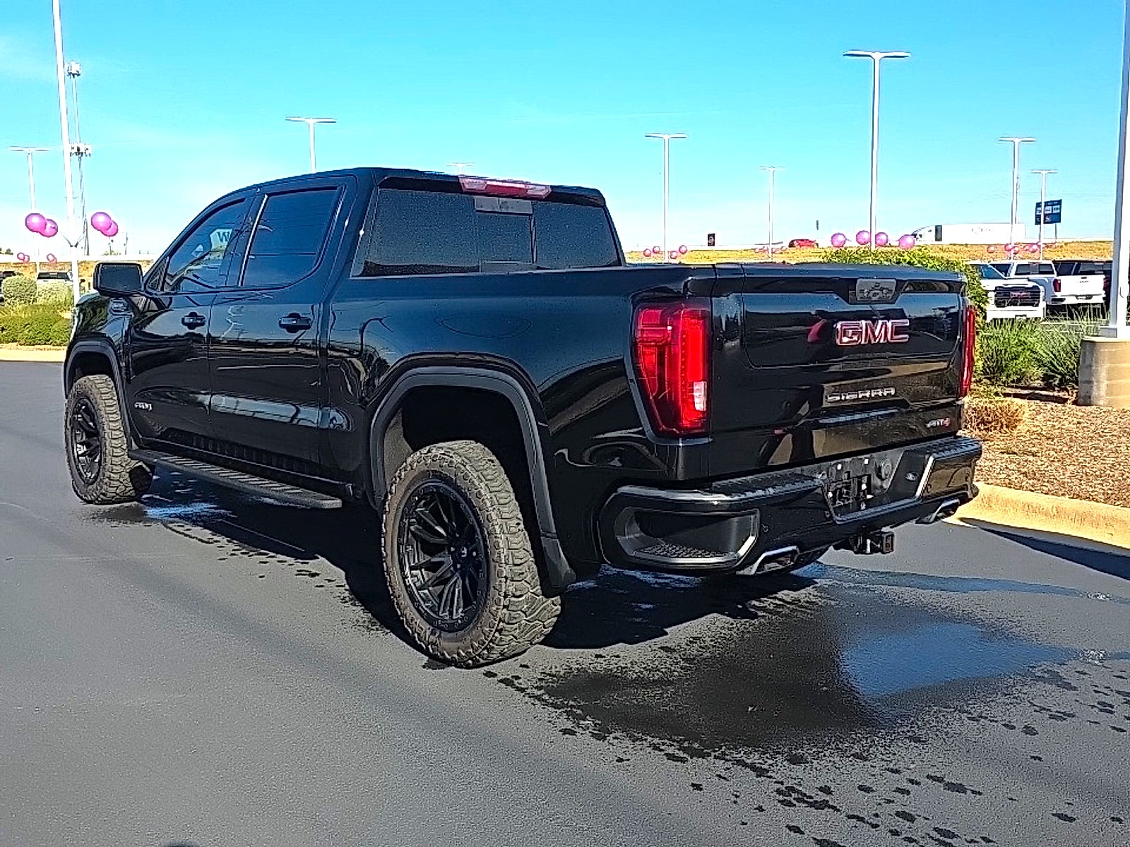 2022 GMC Sierra 1500 Limited 4WD Crew Cab Short Box AT4