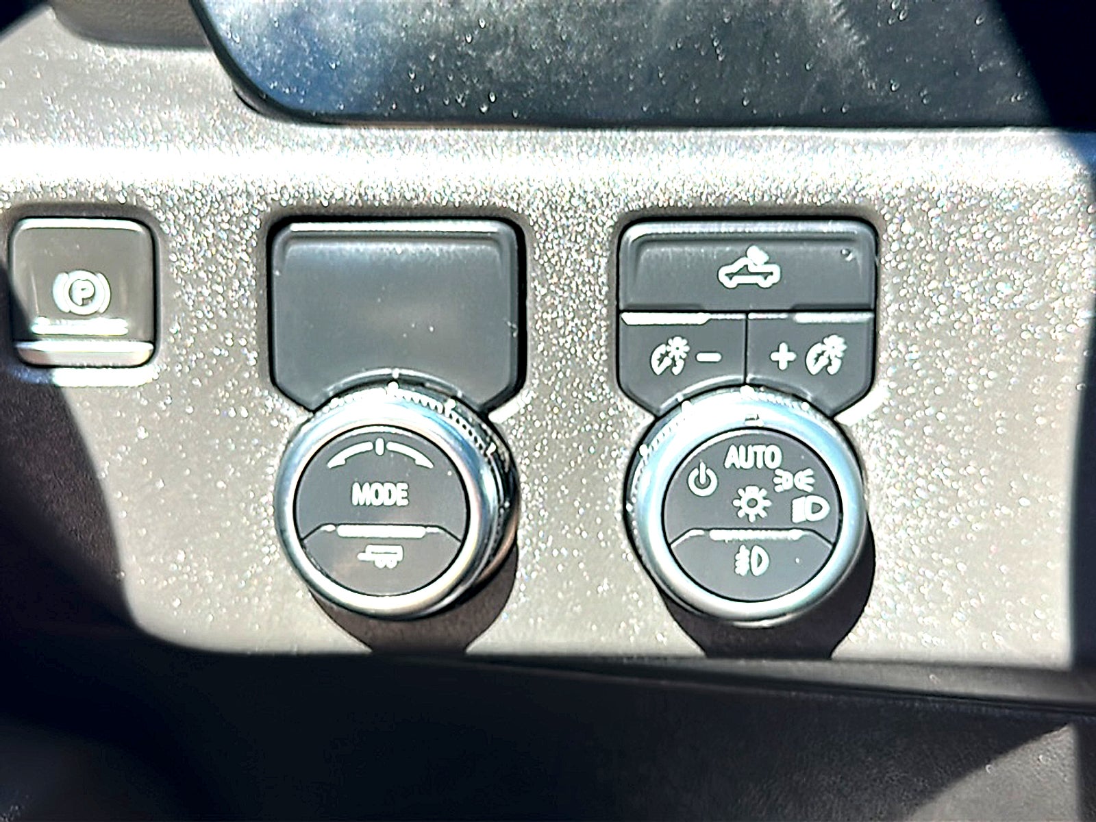 2022 GMC Sierra 1500 2WD Crew Cab Short Box Elevation