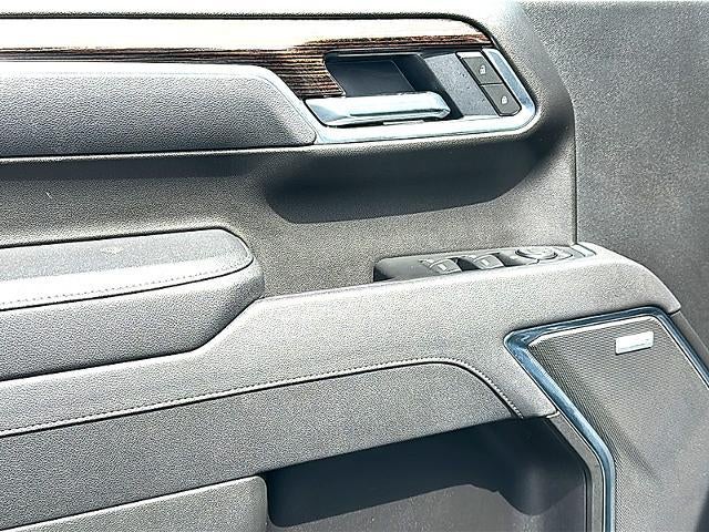 2025 GMC Sierra 1500 Crew Cab Short Box 4-Wheel Drive Elevation 3SB