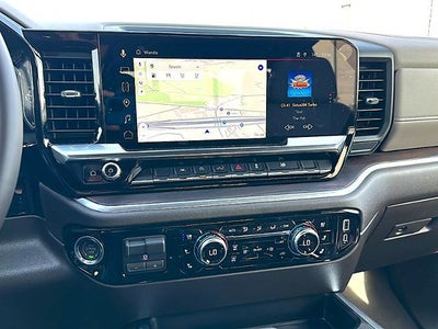 2026 GMC Sierra 1500 Crew Cab Short Box 4-Wheel Drive SLT