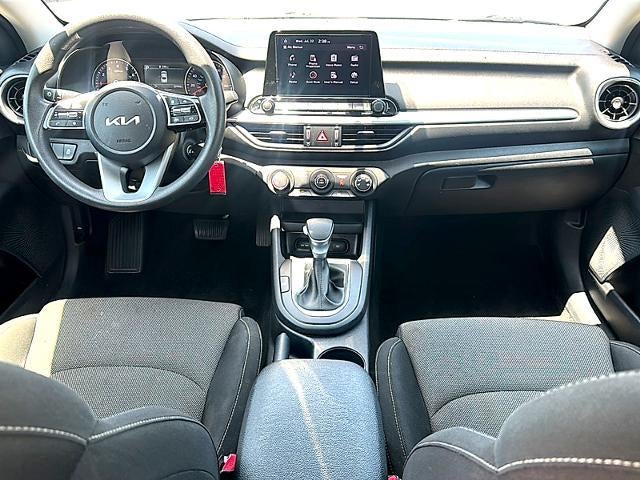 2024 Kia Forte LXS IVT