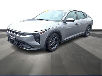 2025 Kia K4 LXS FWD
