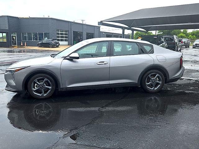 2025 Kia K4 LXS FWD