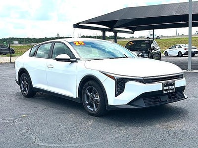 2025 Kia K4 LXS FWD