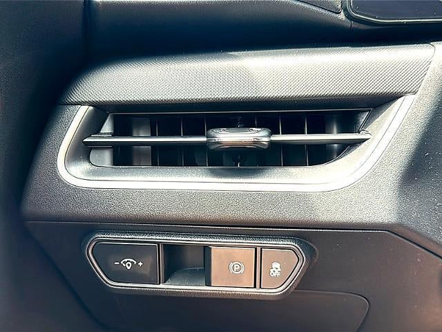 2025 Kia K4 LXS FWD