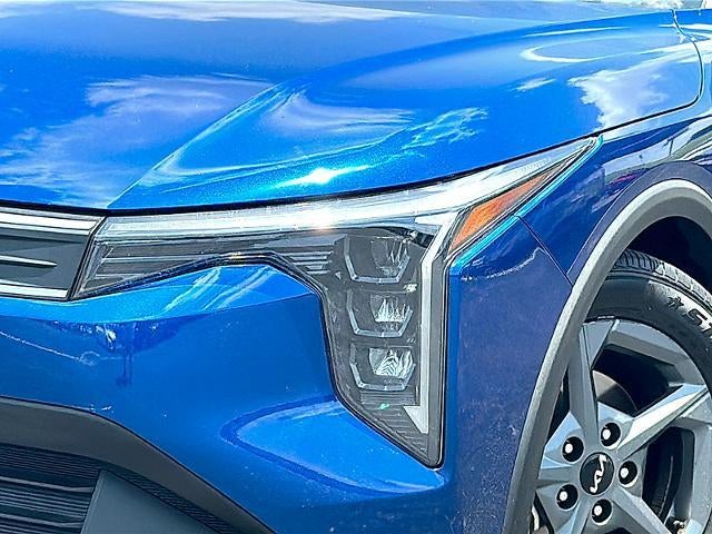 2025 Kia K4 LXS FWD