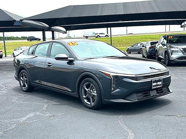2025 Kia K4 LXS FWD