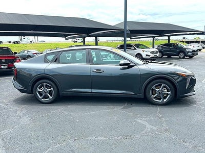2025 Kia K4 LXS FWD