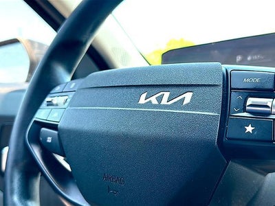 2025 Kia K4 LXS FWD