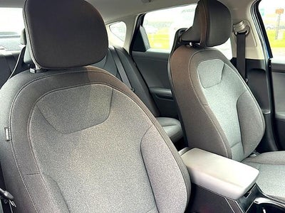 2025 Kia K4 LXS FWD