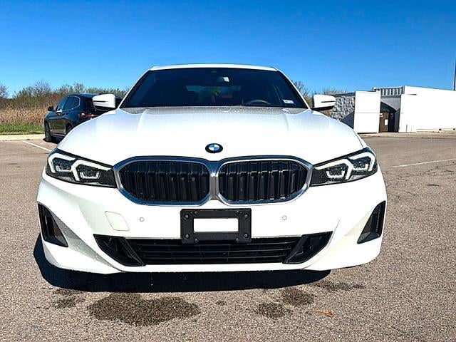 2023 BMW 330i Sedan