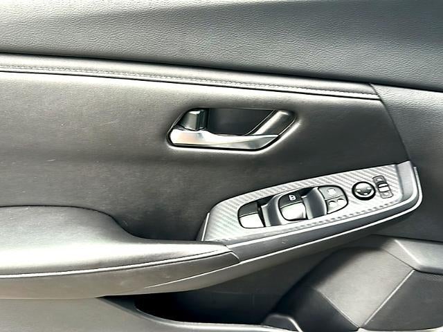 2024 Nissan Sentra SV CVT