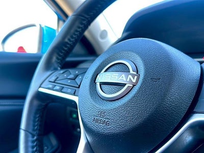 2025 Nissan Sentra SV CVT