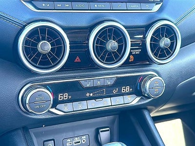 2025 Nissan Sentra SV CVT