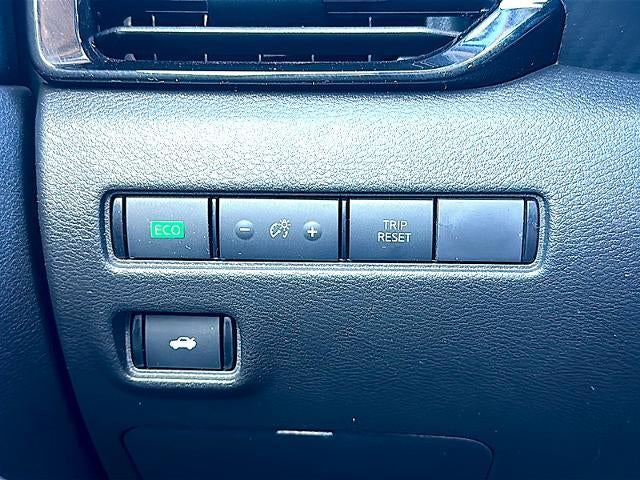 2025 Nissan Sentra SV CVT