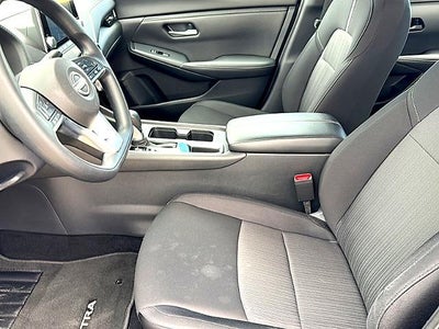 2025 Nissan Sentra SV CVT