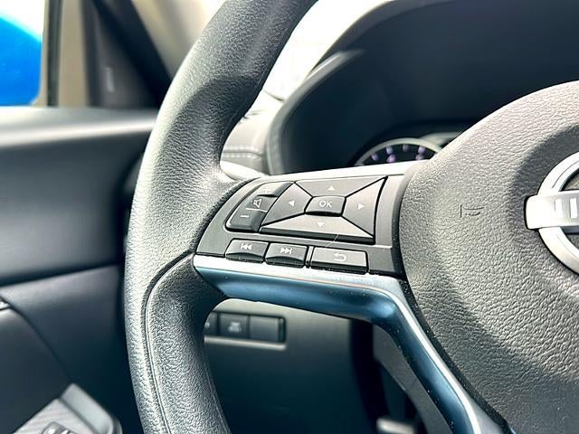 2025 Nissan Sentra SV CVT