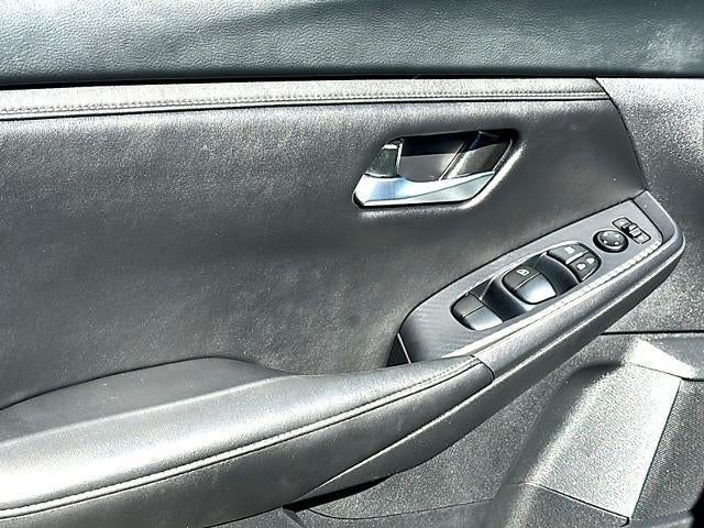 2024 Nissan Sentra SV CVT