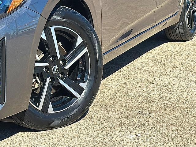 2024 Nissan Sentra SV CVT