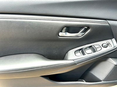 2025 Nissan Sentra SV CVT