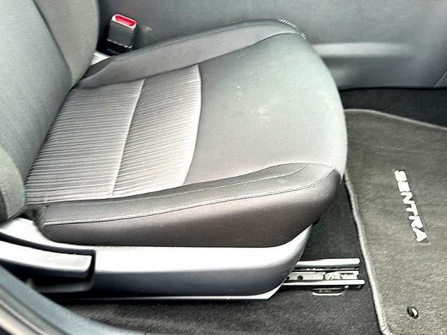 2025 Nissan Sentra SV CVT