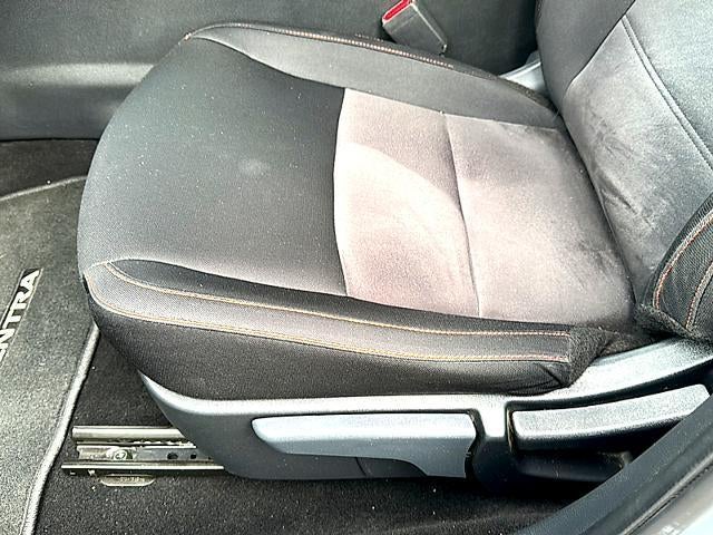 2025 Nissan Sentra SR CVT