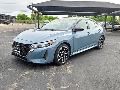 2025 Nissan Sentra SR CVT