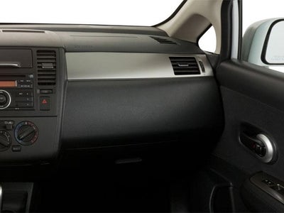 2011 Nissan Versa 5dr HB I4 Auto 1.8 S