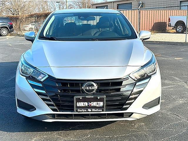 2023 Nissan Versa SV CVT