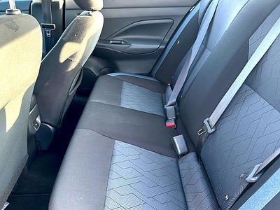 2023 Nissan Versa SV CVT
