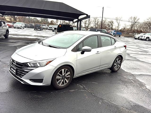 2023 Nissan Versa SV CVT