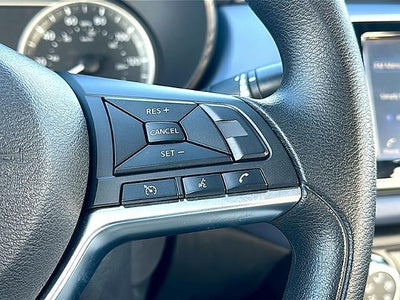 2023 Nissan Versa SV CVT