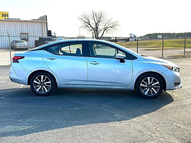 2023 Nissan Versa SV CVT