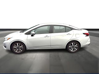 2023 Nissan Versa SV CVT