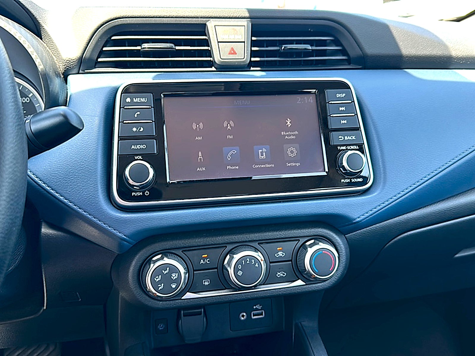 2025 Nissan Versa 1.6 SV