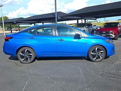 2024 Nissan Versa SR CVT