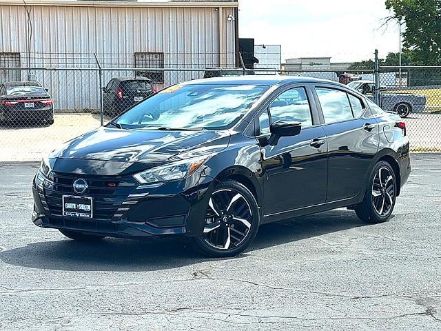 2025 Nissan Versa SR CVT