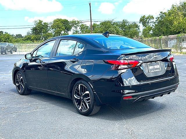 2025 Nissan Versa SR CVT