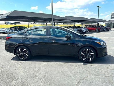 2025 Nissan Versa SR CVT
