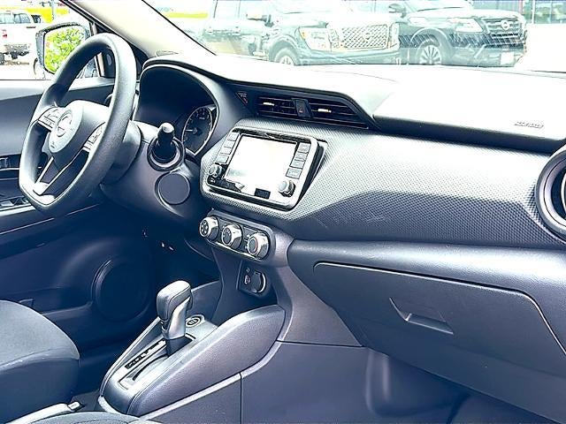 2025 Nissan Kicks Play S FWD