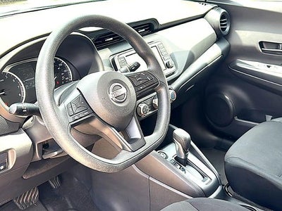 2025 Nissan Kicks Play S FWD