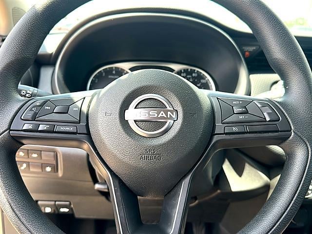 2025 Nissan Kicks Play S FWD