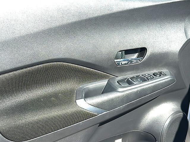 2024 Nissan Kicks SV FWD