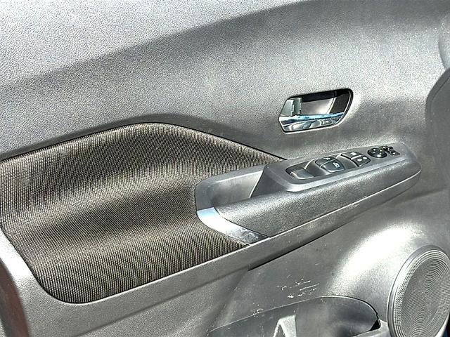 2023 Nissan Kicks SV FWD