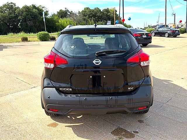 2020 Nissan Kicks SV FWD
