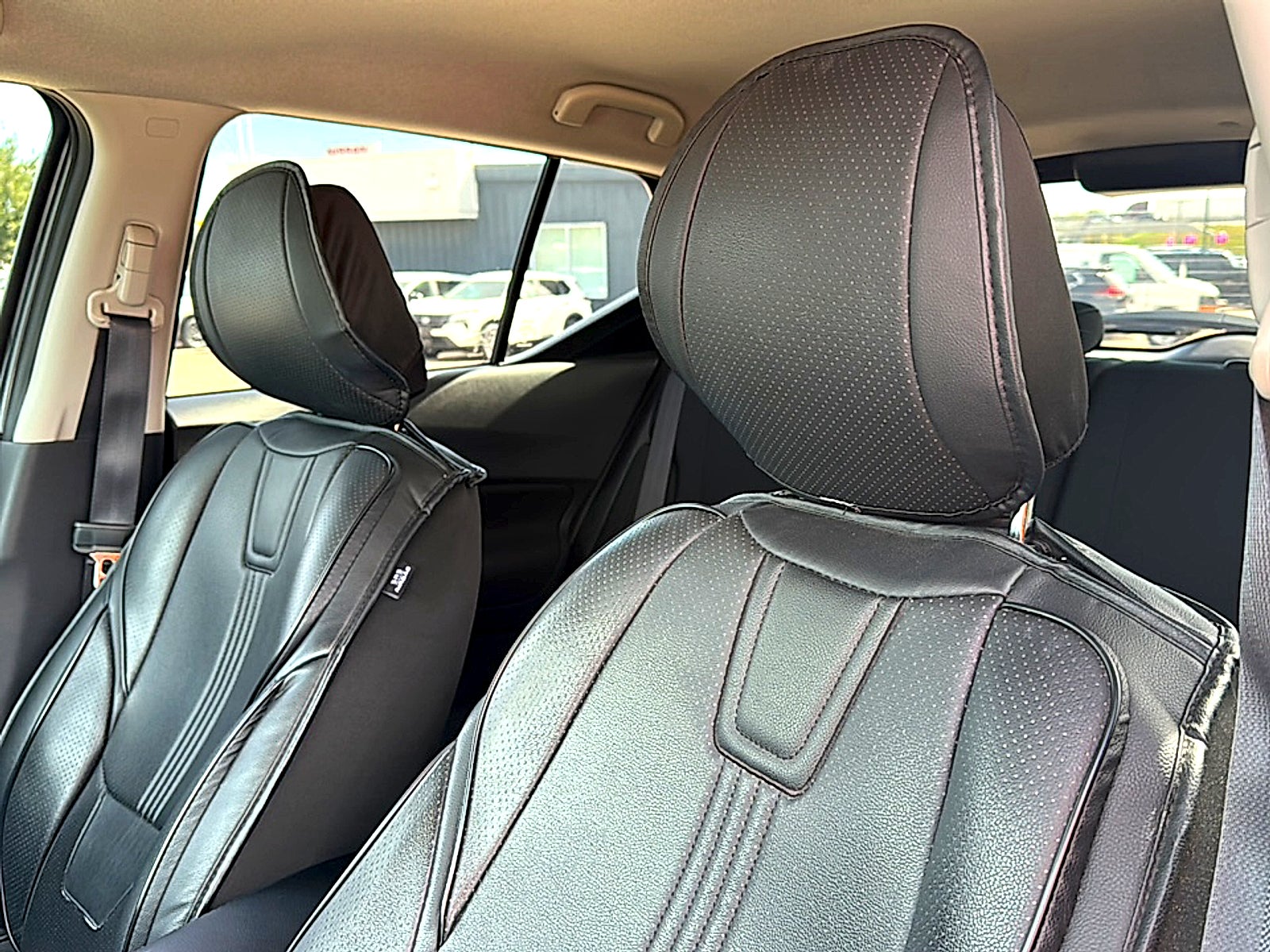2024 Nissan Kicks SV Xtronic CVT
