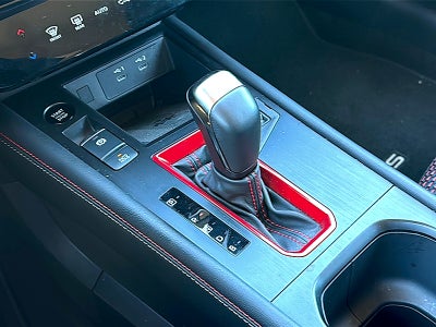 2025 Nissan Kicks SR FWD