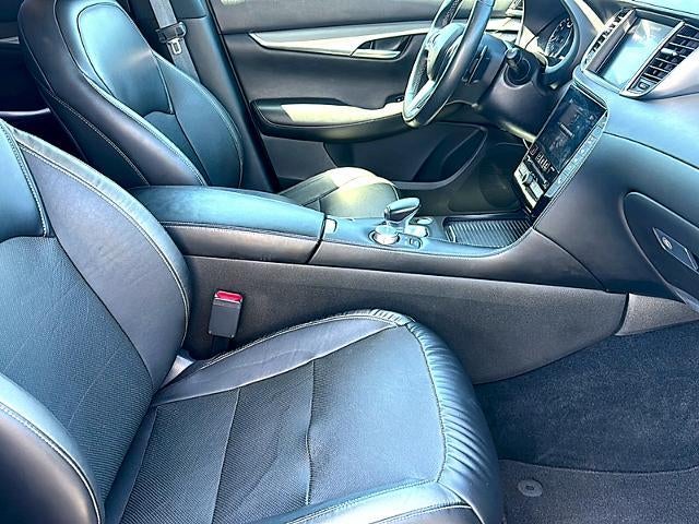 2022 INFINITI QX50 LUXE FWD