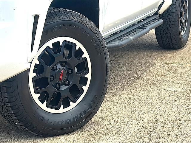 2025 Toyota Tacoma 2WD 2WD SR Double Cab 5' Bed AT (GS)