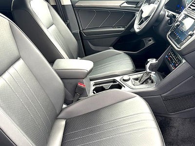 2024 Volkswagen Tiguan 2.0T SE 4MOTION